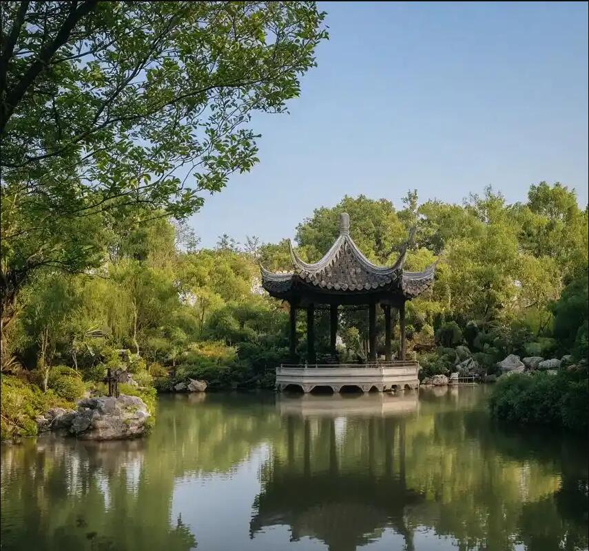 吉安紫霜餐饮有限公司